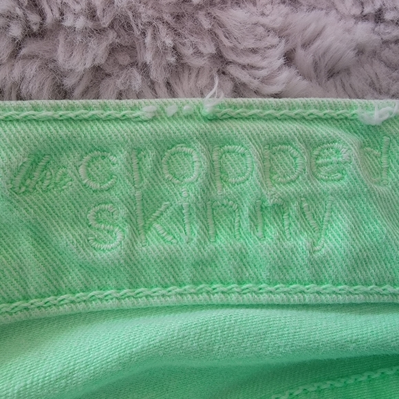 7 For All Mankind Skinny Cropped Jeans Lime Green size 26 - Picture 6 of 11
